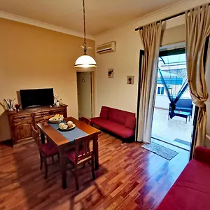 https://little-home-catania.catania-hotels.net
